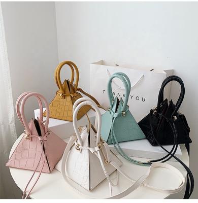 China Motion Sensing 2021 Fashion PU Stone Ladies Handbag Triangle Style Cross Body Belt Shoulder Designed Women Leather Bag for sale