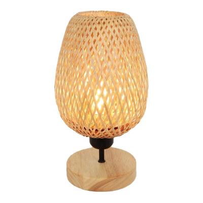 China New-designed Hand - Woven Decorative Rattan Table Lamp Retro Table Lamp for sale