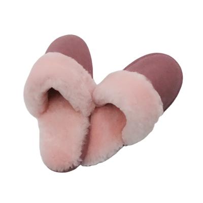 China Anti-Smell Fashion Plush Cow Split Indoor Luxury Custom Bedroom Fur Fluffy Slippers For Women for sale