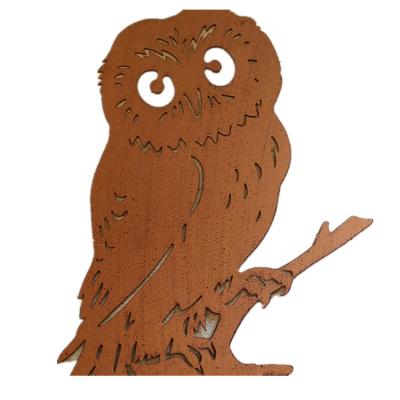 China Hot Selling Decorative Eco-friendly Metal Garden Stakes Owl Statue Garden Art Silhouettes for sale