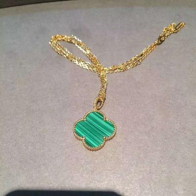 China Van Cleef & Arpels Magic Alhambra long necklace, 1 motif, yellow gold, malachite pendant VCARO3MG00 for sale