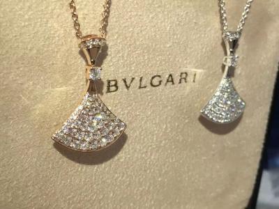 China Bvlgari Diva's Dream Necklace 18K Gold with Natural Diamonds most popular hot selling jewelry wholesale factory for sale