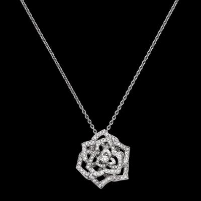 Chine Pendant de Piaget Rose en 18K or blanc, ensemble avec un bijoux G33U0072 de vente chauds les plus populaires de diamants de brillant-coupe. qui à vendre