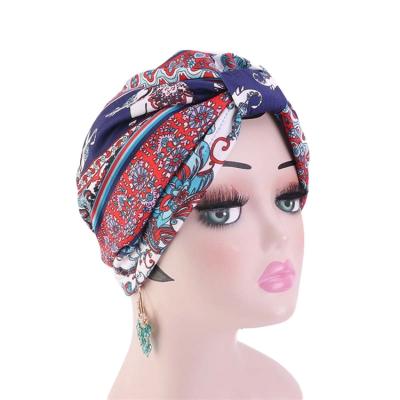 China Plush Bohemian Vortex Knotted Hat, Retro Fashion Hat, Handmade Flower Hat for sale