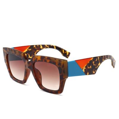 China Hot Sale Fashion Sunglasses GJ0263 Women Fashion Sun Glass Square Design Modern Sunglasses Women for sale