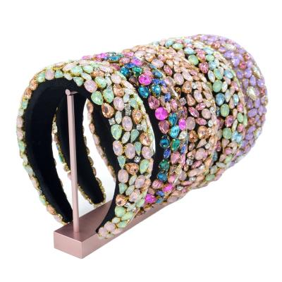 China Factory 2020 new fashion women's headbands wholesale colorful crystals headbands hair cloth accessories full baroque rhinestone hairhoop for sale