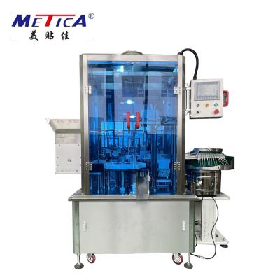 China 1500-2000BPH pequeña capsuladora de encargo Machine del llenador de la botella de la empaquetadora 2kw en venta