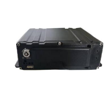 China 8CH channel high resolution MDVR 720P Mobile DVR with HDD hard disk 2TB and 256GB SD card storage back up en venta