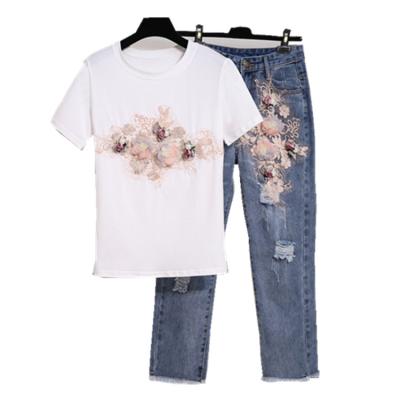 China Anti-pilling nine hundred T-shirt + sequin three-dimensional flower hole embroidered short-sleeved jeans women's suit 2021 summer new for sale