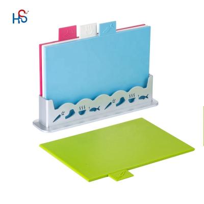 China New Arrivals Sustainable Kitchen BPA Free Plastic Fruit Cutting Board Set Personalized Bread Cutting Board for sale