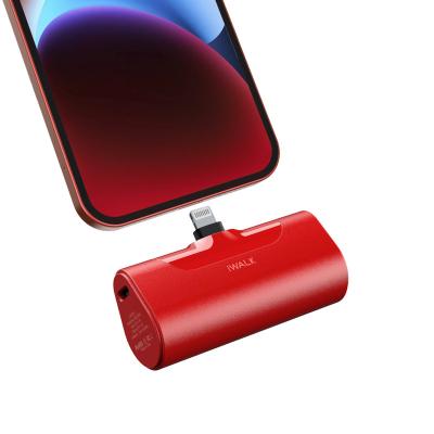 China iWALK Professional Plug and Charge LinkPod 4 Powebank Manufacturer 4500mAh Mobile Power Bank Mini Size for Smart Phone Plug and Charge for sale