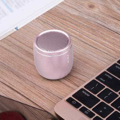 China Manufacturer Clearance Sale Multiple LED Flashing Light Colors Metal Body SPS005 3D Stereo Sound Made Connection Radio Speaker for sale