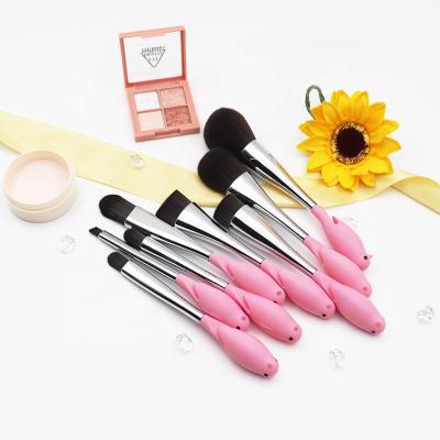 China Angular Blush New 8 PCS Multifunctional Rubber Custom Perfect Bird Shape Makeup Brushes High Quality for sale