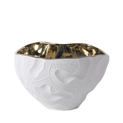 China Art Decor Nordic Tableware Luxury Modern Table Other Home Decor Accessories White Gold Fruit Bowl Silver Ceramic Dish With Leaf Pattern for sale