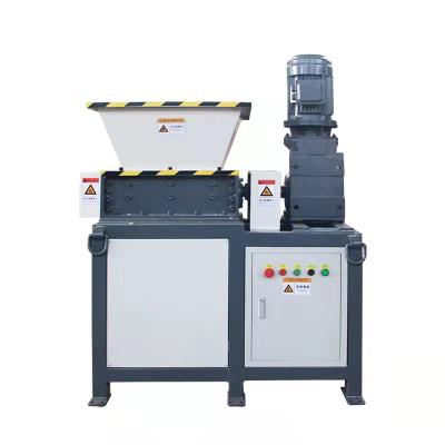 Cina Competitive Price waste plastic shredder with 300 kg per hour capacity in vendita