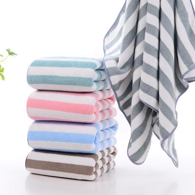 China Factory Wholesale Sustainable Microfiber Coral Fleece Bath Towel Beach Towel for sale