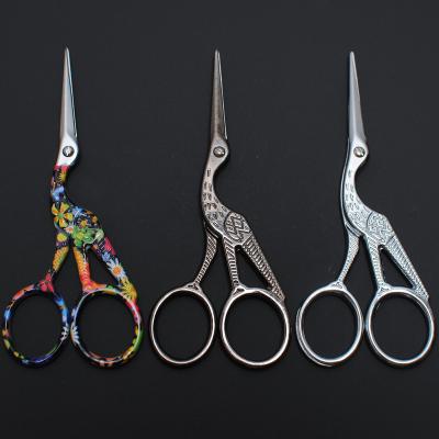 China Embroidery Craft Scissors Crane Design Embroidery Scissors Sharp 4.5 Inch Stork Scissors For Sewing Craft Threading DIY Tools for sale