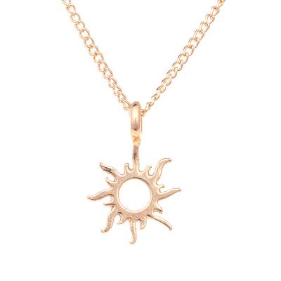 China Vintage Amazon Top Selling Alloy Silver Sun Shape Pendant Necklace for sale