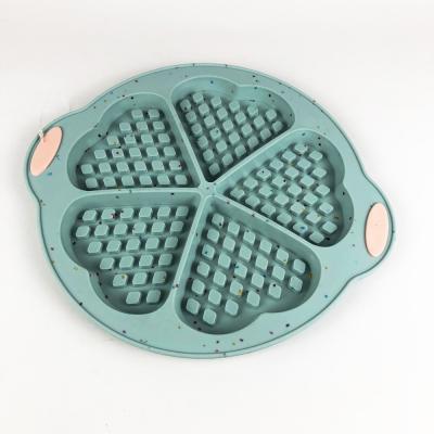 China Viable Silicone Sandwich Shape Heart Mold Waffle Silicone Baking Molds Cake Chocolate Cookie Molds for sale