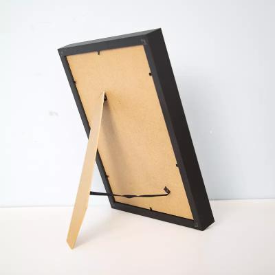 China Wood Solid wood photo frame table wedding photo log frame for sale