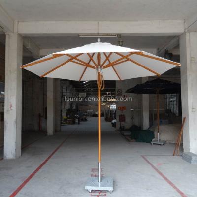 China Outdoor Furniture Giant Quality Parasol Garden Parasol Luxury Umbrella for sale