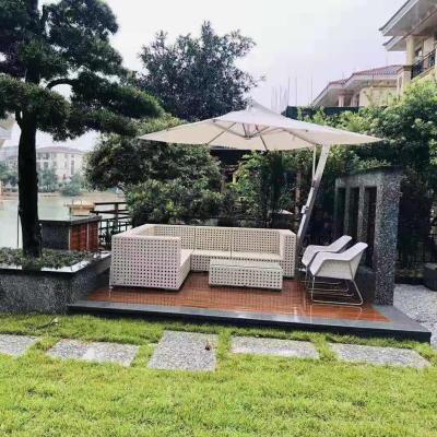 China High Quality Modern Luxury Cantilever Offset Umbrella Aluminum Fiberglass Garden Roman Hanging Parasol for sale