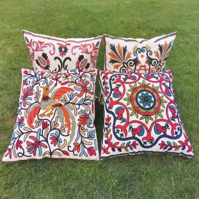 China Comfortable Anti-Bacteria And Fashionable Fabric Design Abstract Tassle Cushion Cover for sale