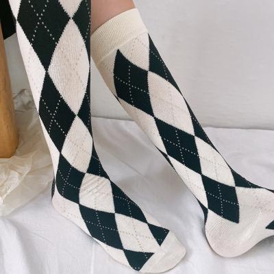 China Diamond Women Knee High Socks Cotton Loose QUICK DRY Knee High Boots Wholesale Cheap Knee High Socks For Girls for sale