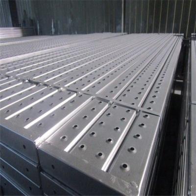 China Traditional Anti - Slip Pre / Hot - Dipped Galvanized Scaffolding Platform Catwalk Scalffold Metal Plank Netting for sale