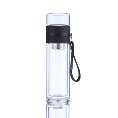 China Viable LOGO Tea Separation Custom Tea Cups Clearly 500ml Filter Water Glass Strainer Bottle for sale