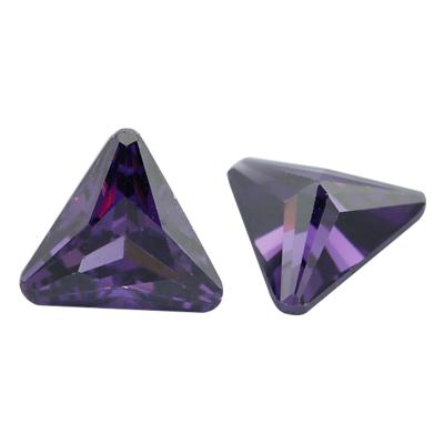 China Color Change 6*6mm Synthetic CZ Triangle Cut Gemstones Amethyst for sale