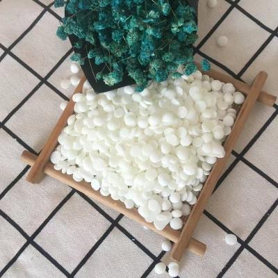 China Natural Candle raw material granular hard soy wax natural soy wax granular soy wax for pillar candles for sale