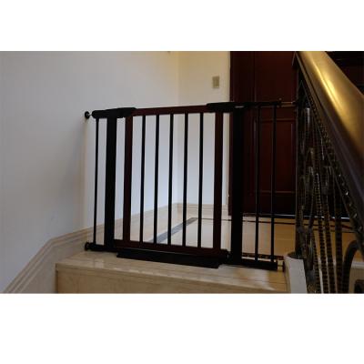 China modern child safety gate baby stair gate baby safety gate kingbo baby fence child safety gates for sale