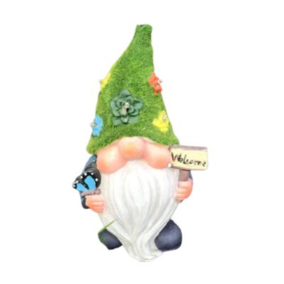 China Global Supplies Wholesale Solar Dwarf 6 Lights Resin Garden Moss Green Gnome Light Decoration for sale