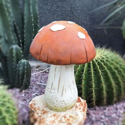 China Mushroom Resin Magnesium Garden World Statue Simply Decoration for sale