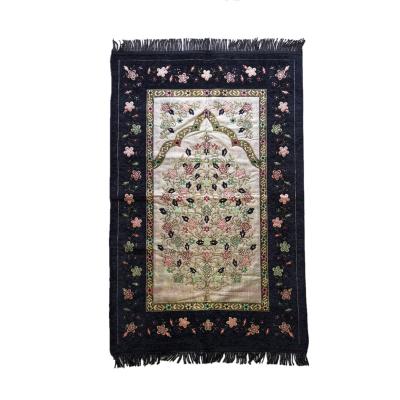 China Travel Non-slip Muslim Prayer Mat With Tessel Polyester Prayer Cover Carry Bag Prayer Rug Portable 70X110CM for sale