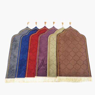 China Wholesale High Quality Non-slip Prayer Mat Teaching Prayer Mat Prayer Mat Sejadah Travel Sejadah for sale