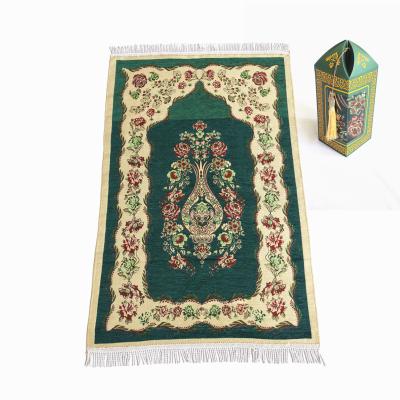 China Comfortable Islamic Jacquard Anti-silp Prayer Rug Gift Washable High Quality Printed Muslim Set for sale