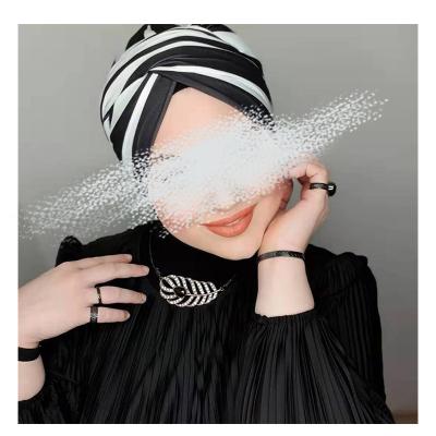 China Simple solid color Fashion Turban Moslem Abaya Dubai Underscarf Women Turkey Malaysia Easy Hijab Caps For Woman Head Scarf Hijab for sale