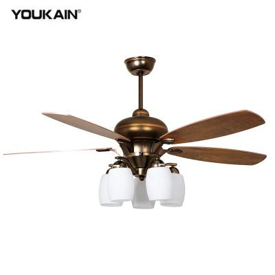 Κίνα Vintage Ceiling Fan Light Hotel Vintage Ceiling Fan Walnut 5 Blade Plywood Ceiling Fan Light with Remote Control προς πώληση