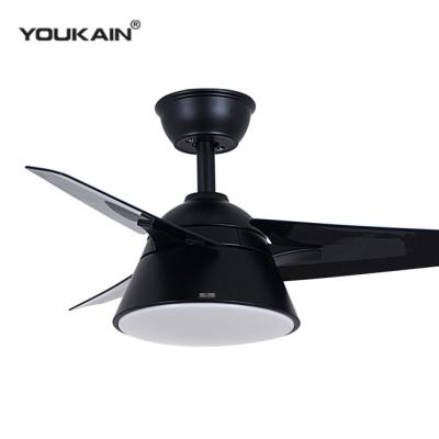 China Modern Cheap 220v 110v Ceiling Fan Cooling AC With Lights AC 220v ABS Fan Blade Ceiling Fan With Remote Control en venta