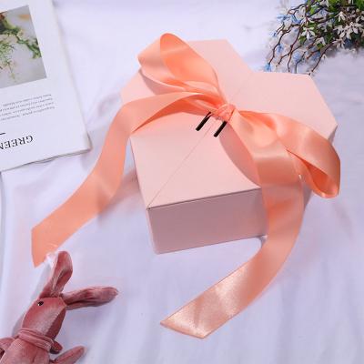 China Custom Logo Jewelry Chocolate Gift Wrapping Paper Black Diamond Shaped Cardboard Recyclable Rose Heart Shape Flower Box With Drawer Luxury for sale