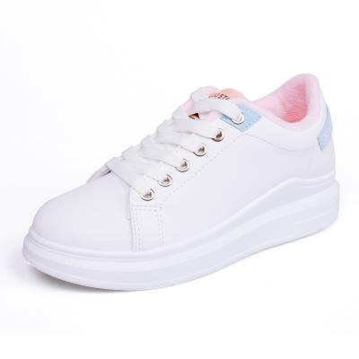 China Fashion\Comfortable\Durable 1 Pair MOQ Winter Style Woman PU Upper Injection Shoes Solid Color Flat Outdoor Sneakers for sale