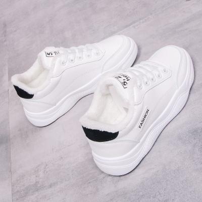 China Fashion PU upper low MOQ casual sneakers\comfortable\durable outdoor flat injection of young lady winter shoes from China wholesale for sale