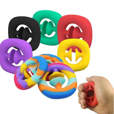 China 2021 Instant Sensory Drawstring Autism Maker Autism Noise Stress Reliever Silicone Snap Compression Gripper Gripper Shaker Toys for sale