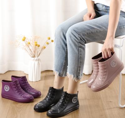 China Two Styles Thermal Thin And Thick Women Fashionable Waterproof Safety Shoes Low Water Shoes Cut Out Rain Boots Ankle Rubber Rain Boots for sale