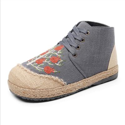 China CUSHIONING 2021 New Canvas Autumn Winter Cotton Embroidered Cloth Shoe Nationality Style Walking Female Shoes Zapato Para Mujer for sale