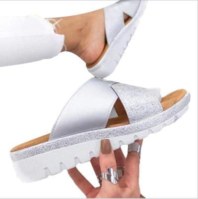 China Fashion Trend Summer Style New Breathable Wedges Shoes Flip Flops Women Heel Slippers Plus Size Shoes Fashionable Slippers For Outdoor Women for sale