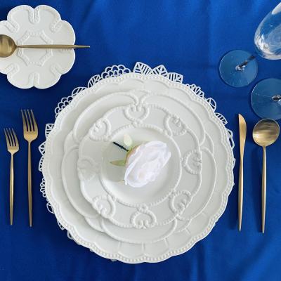 China Disposable high quality embossed white fruit plate lace dinner dishes and cramic dinnerware dishes ceramic place settings for sale