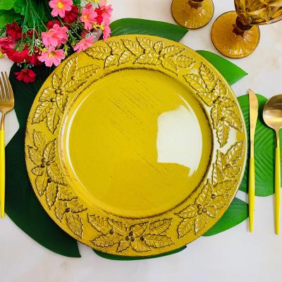 China Disposable Acrylic Wholesale Designer Yellow Plastic Coral Dishes Wedding Decoration Luxury Dinner Dish for sale